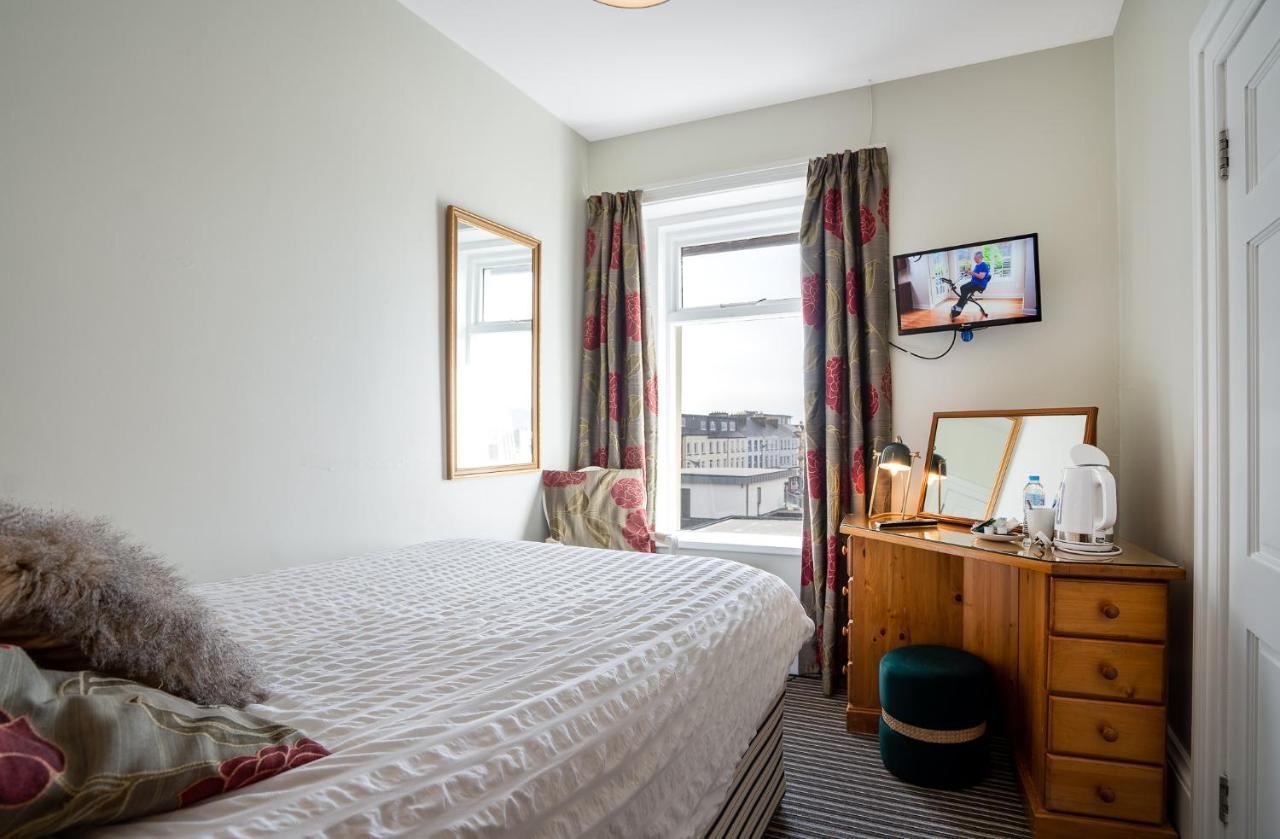 Antrim House Guest Rooms & Suites (Adults Only) Portrush Exteriör bild