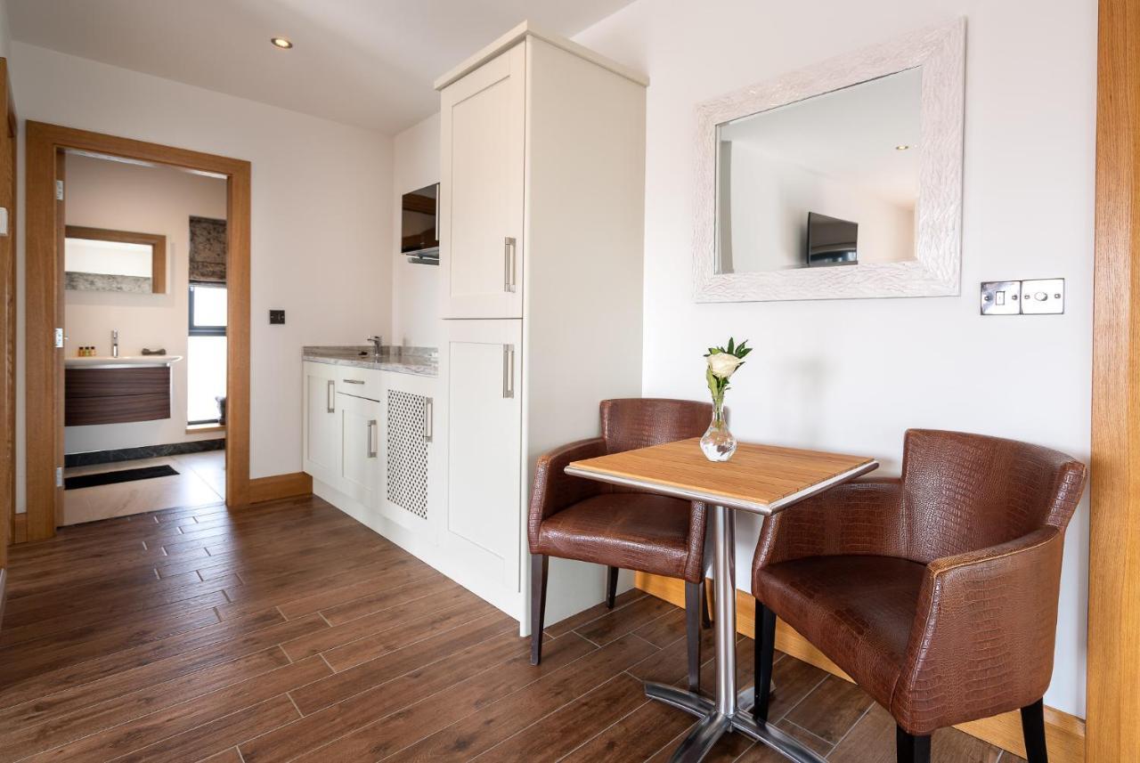 Antrim House Guest Rooms & Suites (Adults Only) Portrush Exteriör bild