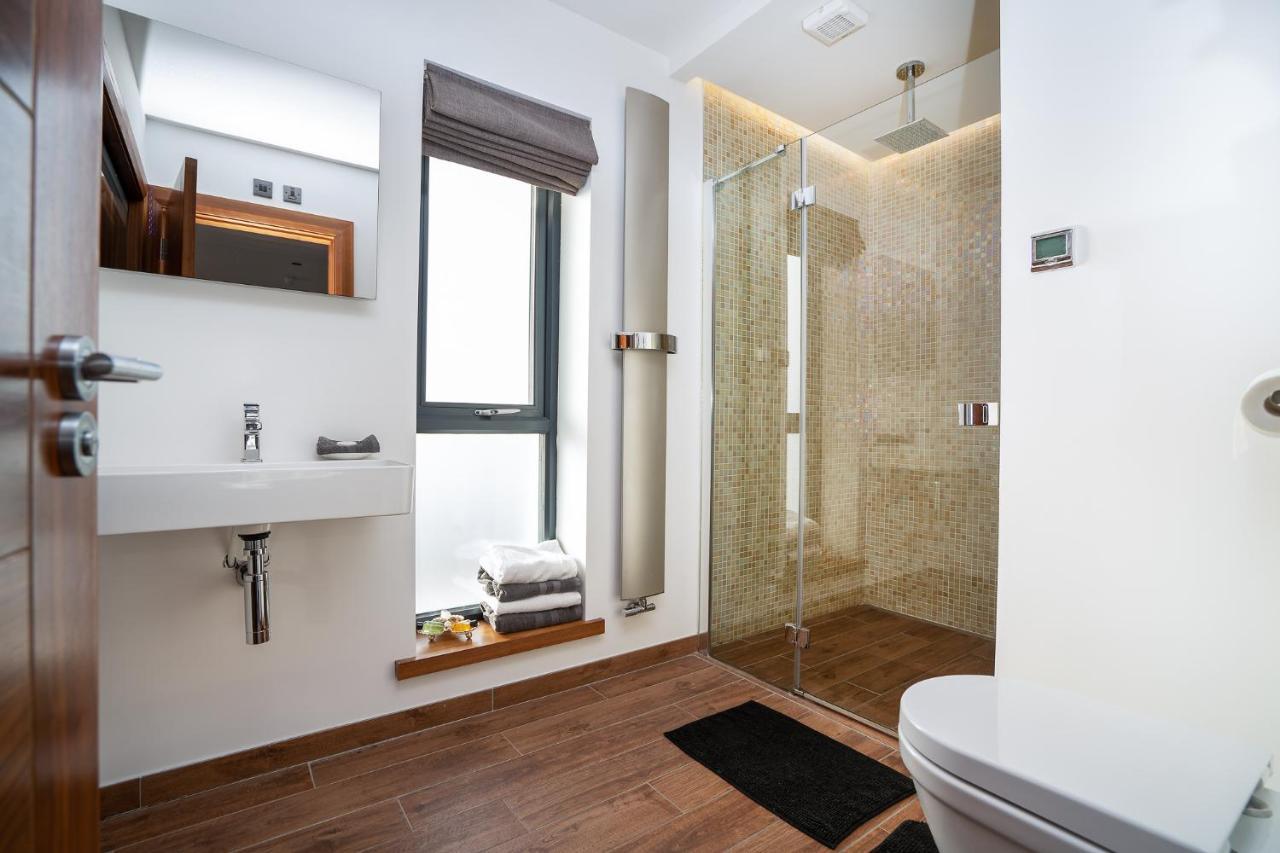 Antrim House Guest Rooms & Suites (Adults Only) Portrush Exteriör bild