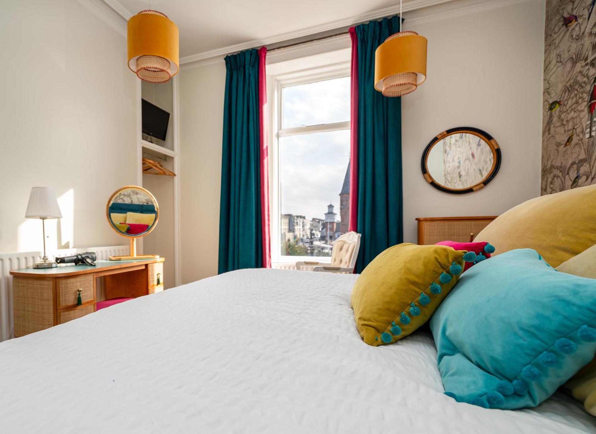 Antrim House Guest Rooms & Suites (Adults Only) Portrush Exteriör bild