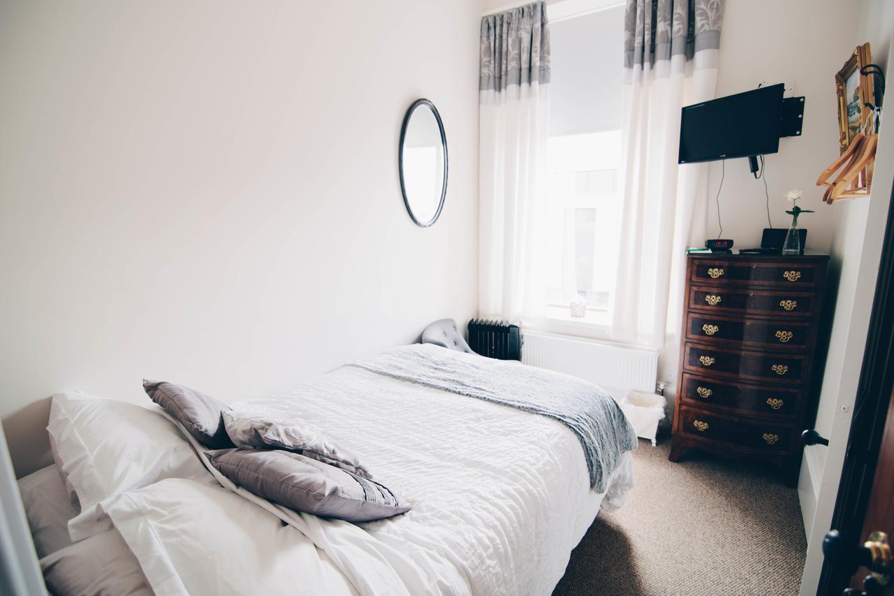 Antrim House Guest Rooms & Suites (Adults Only) Portrush Exteriör bild